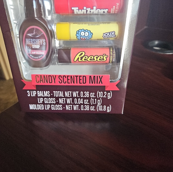 Hershey's Candy Scented Mix Lip Set - Picture 3 of 4